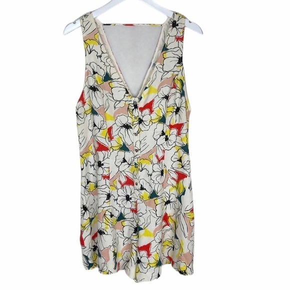 Avenu. Double Vee neck linen blend floral romper - Picture 1 of 7